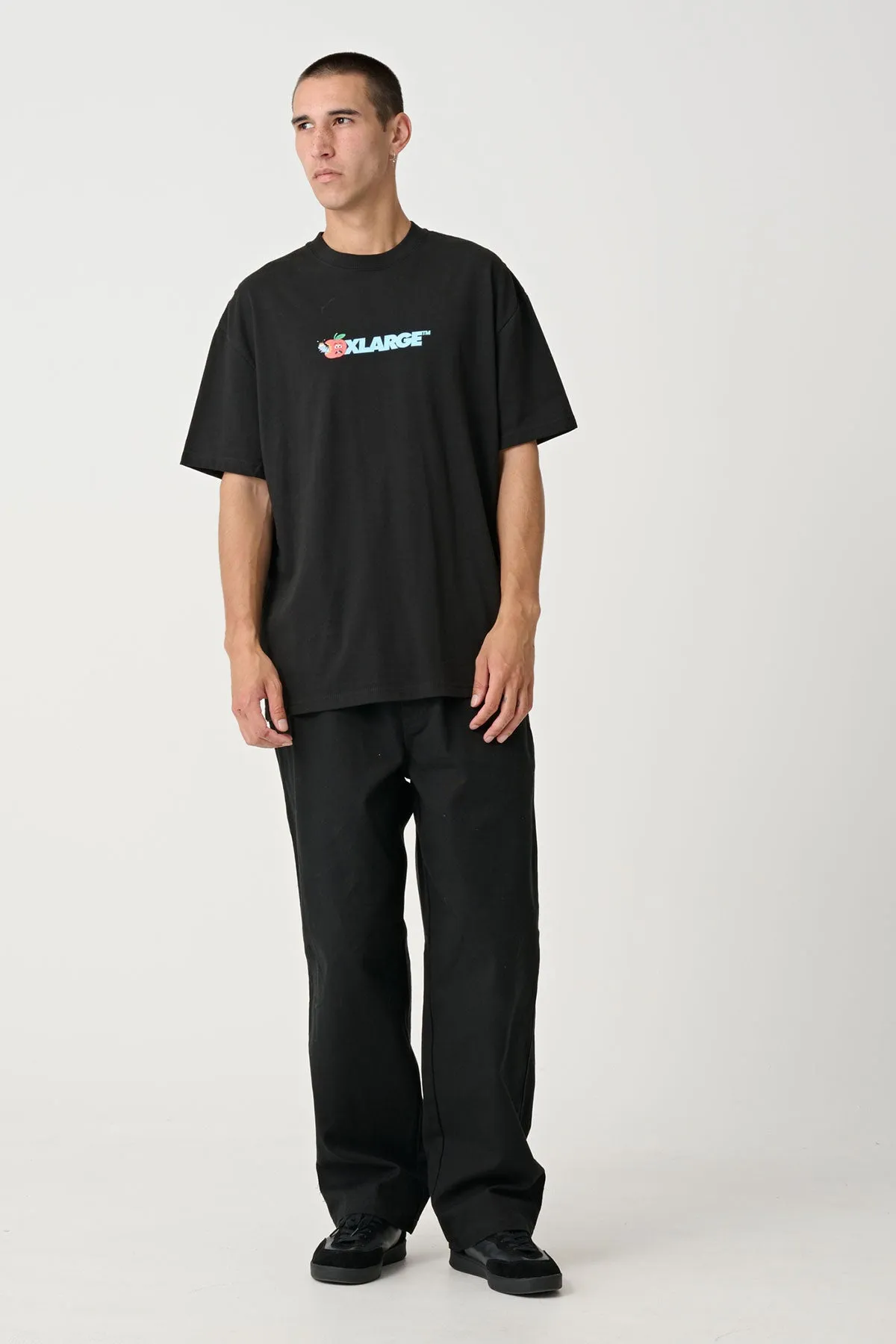 APPLES TEE - SOLID BLACK