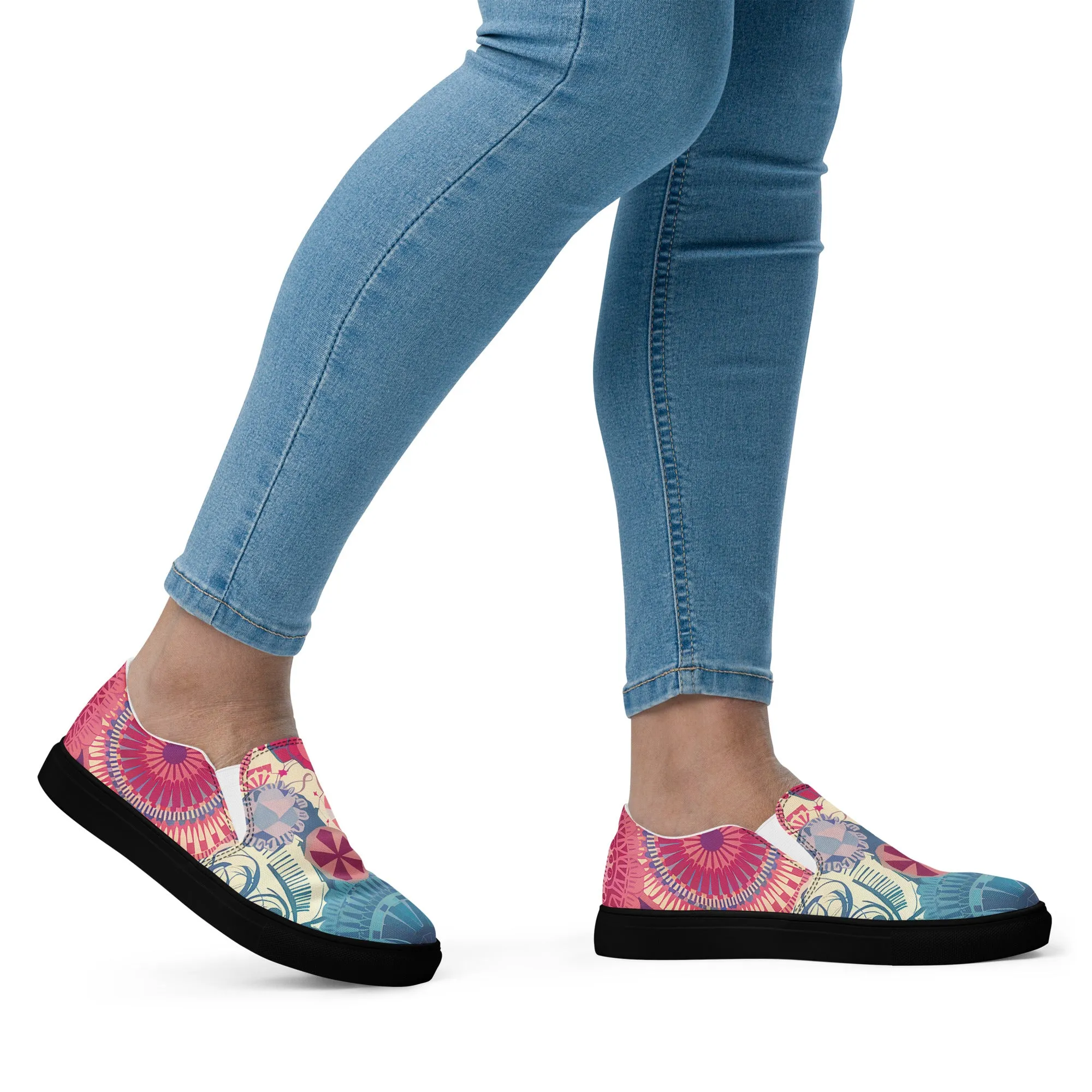 County Fair Women’s slip-on canvas shoes