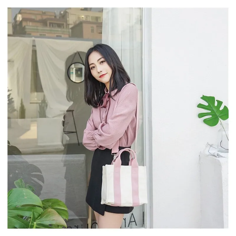 CURTIS Womens Hand Bag