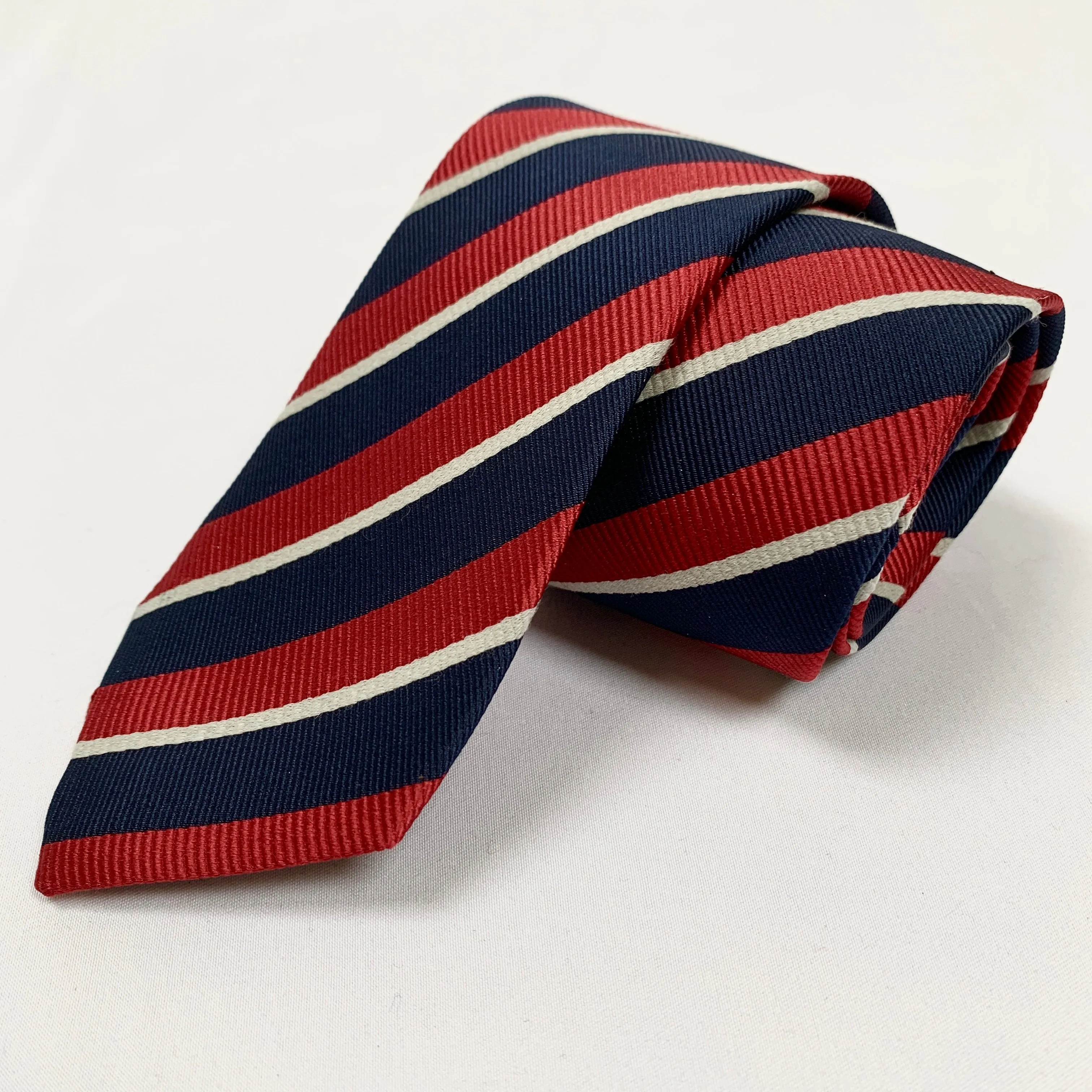 Gucci Striped Pimentone Neck Tie in Midnight Blue and Red