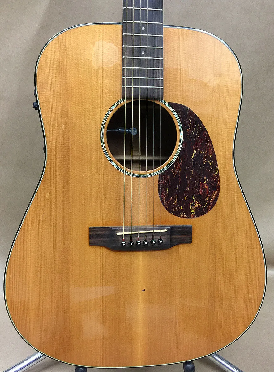 Martin D-16 Acoustic Guitar 2004