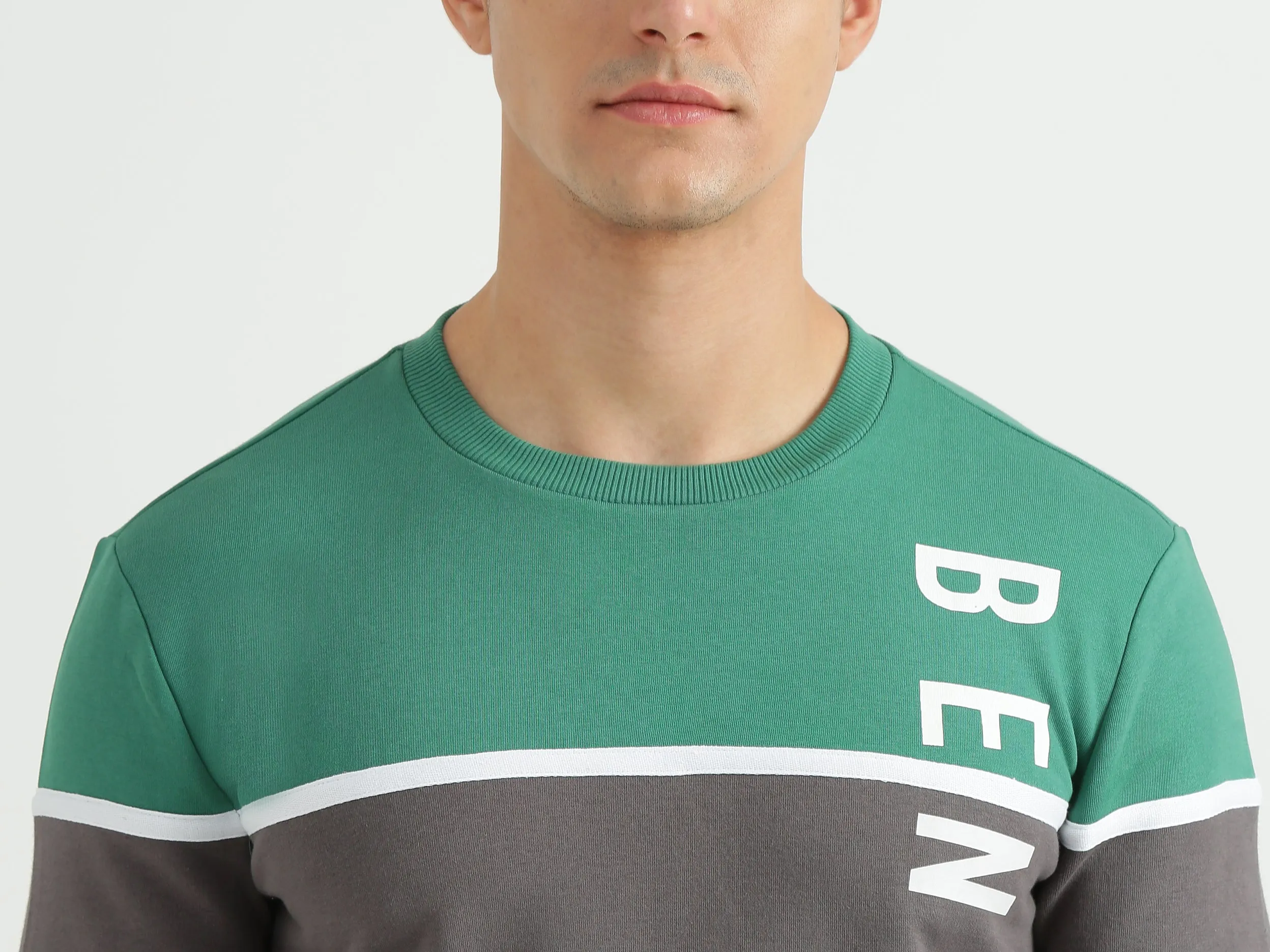Mens Colourblocked Sweatshirt