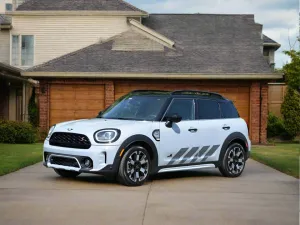 Mini Cooper Countryman (F60) 2017 - 2025 Heat and UV Sun Shade by OC Sun Shade