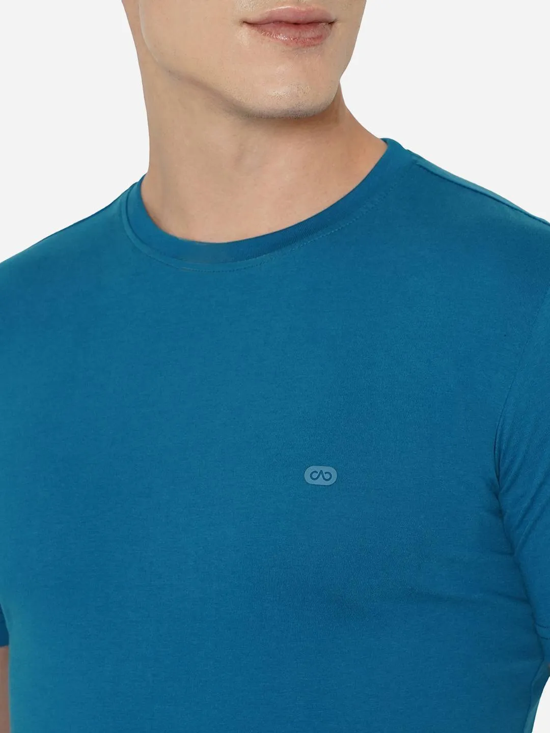 Seaport Blue Solid Slim Fit T-Shirt | JadeBlue