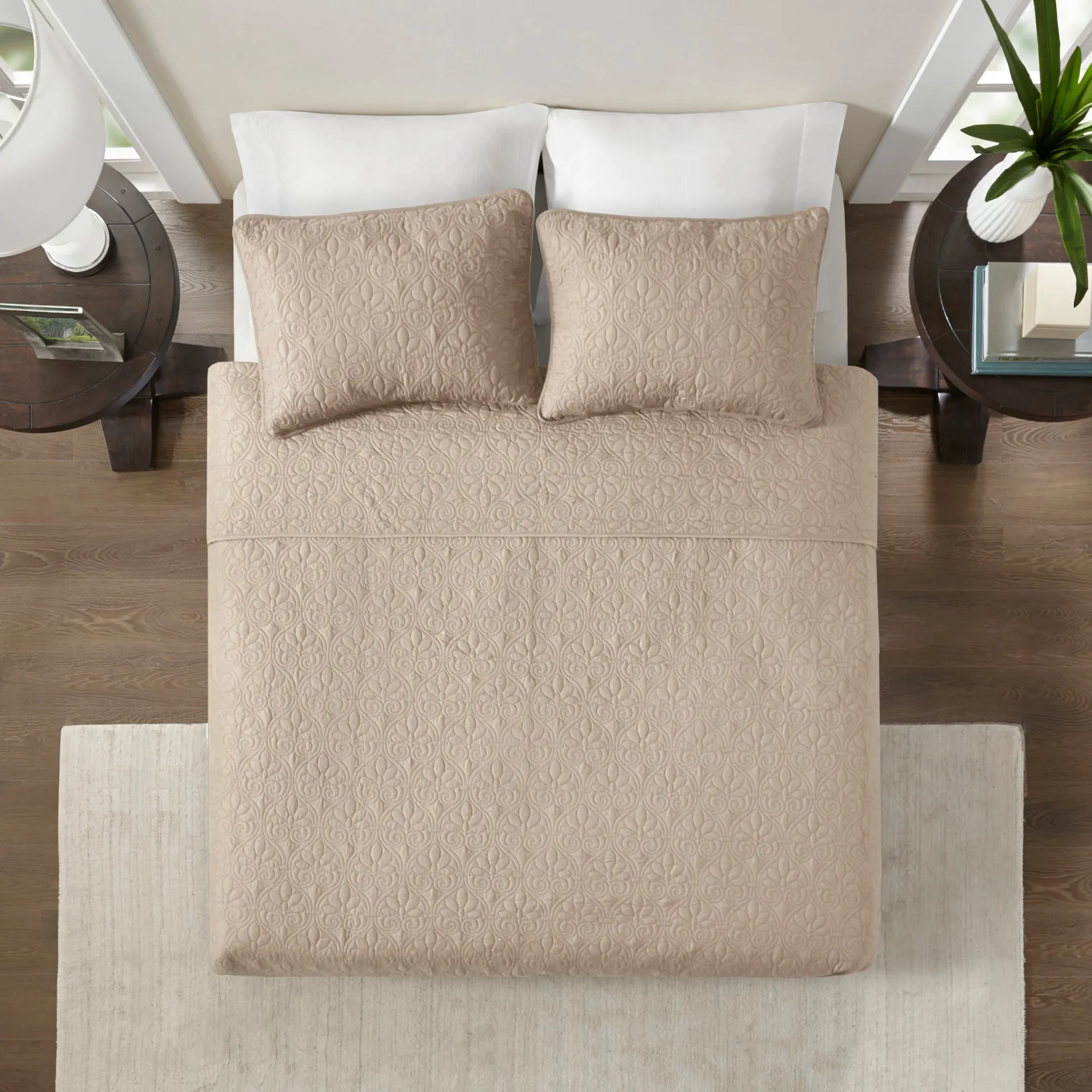 Vancouver Reversible Quilt Set