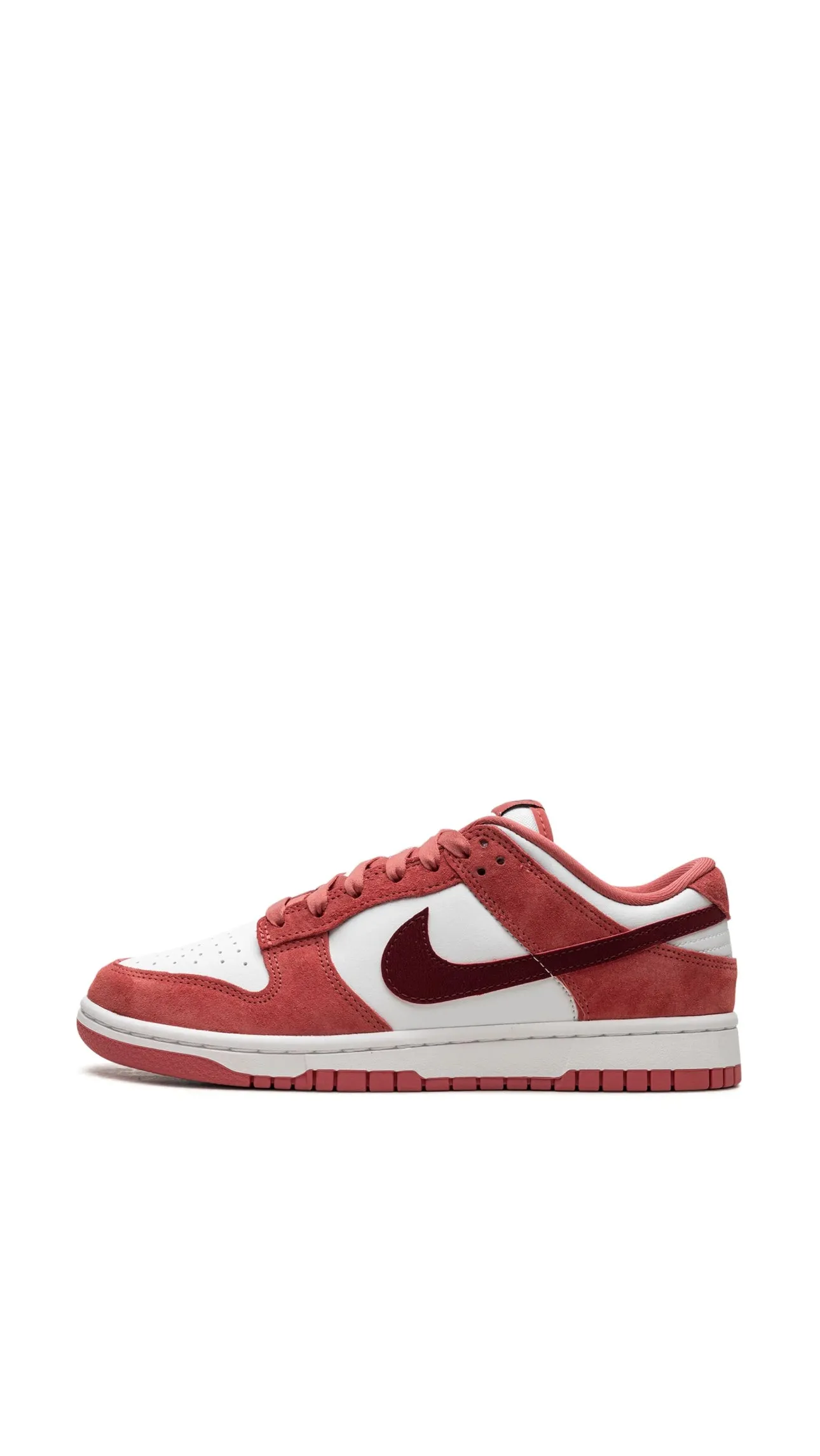 WOMEN Dunk Low "Valentine's Day" sneakers