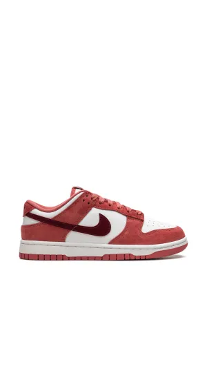 WOMEN Dunk Low "Valentine's Day" sneakers