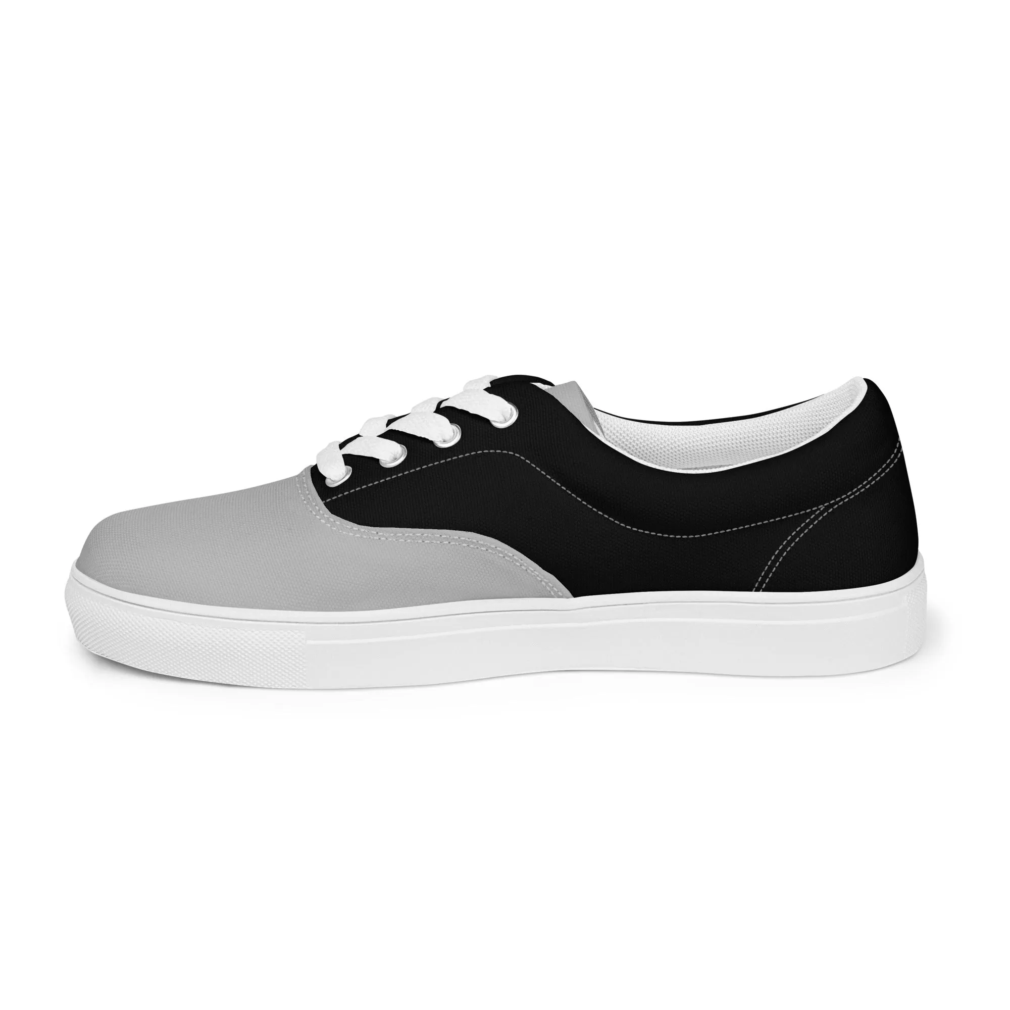 Women’s lace-up canvas shoes
